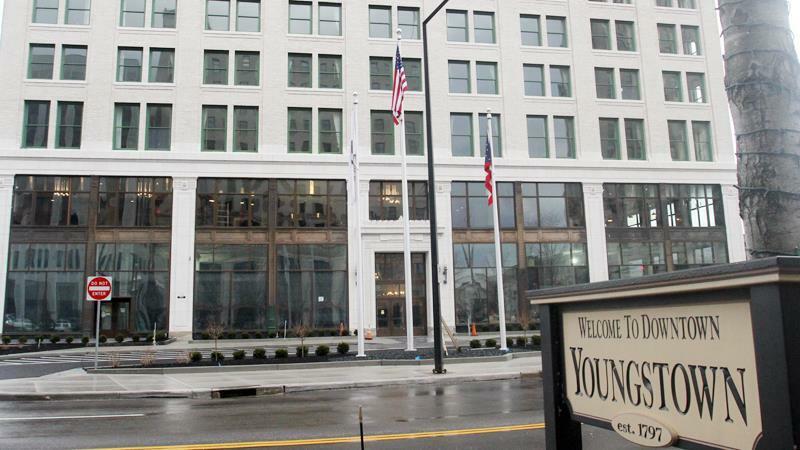 Doubletree By Hilton Youngstown Downtown Экстерьер фото